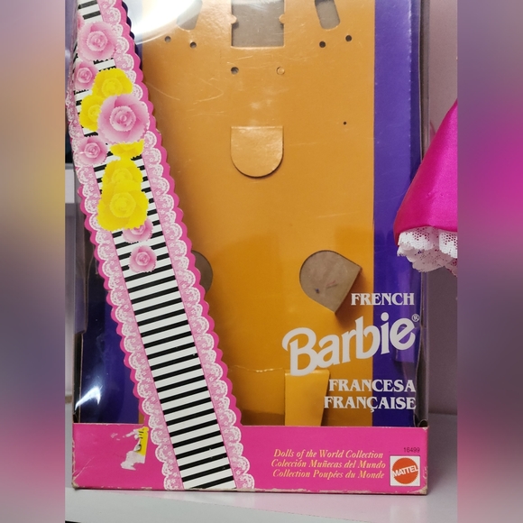 French Barbie Dolls Of The World - Picture 2 of 4